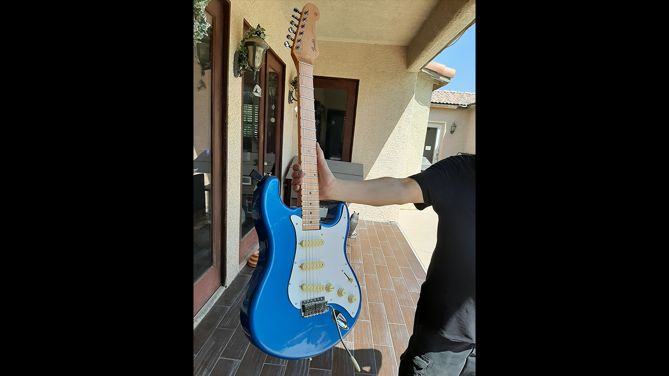 guitar4.jpg